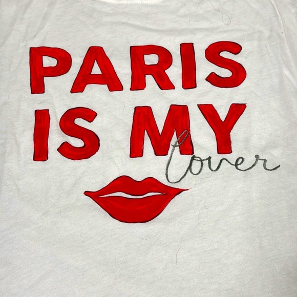 Wildfox White T-Shirt with Red Paris Is my Lover Print lips Graphics  Small nwt - Picture 1 of 11
